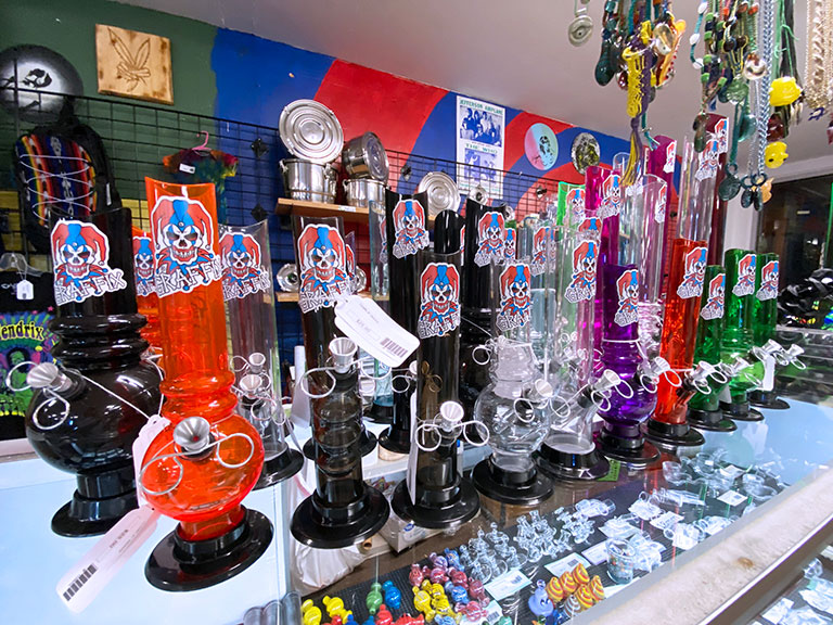 Bongs